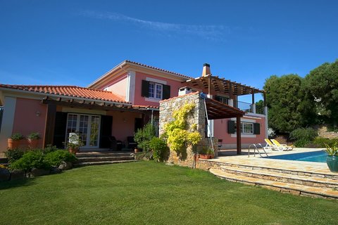 Moradia Familiar Espaçosa
