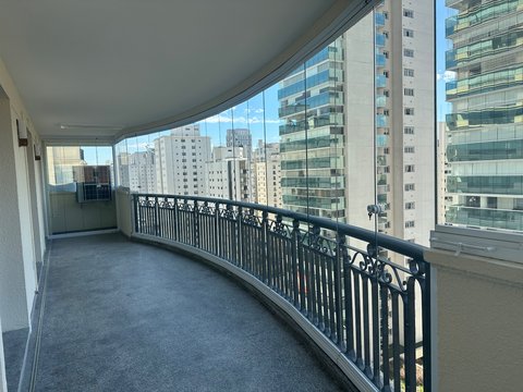 Luxo em Indianópolis